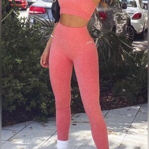 Bo&Tee Seamless Leggings in Coral